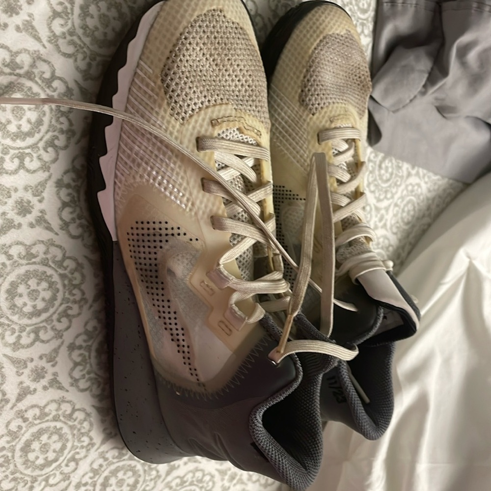 Nike Kyrie fly traps